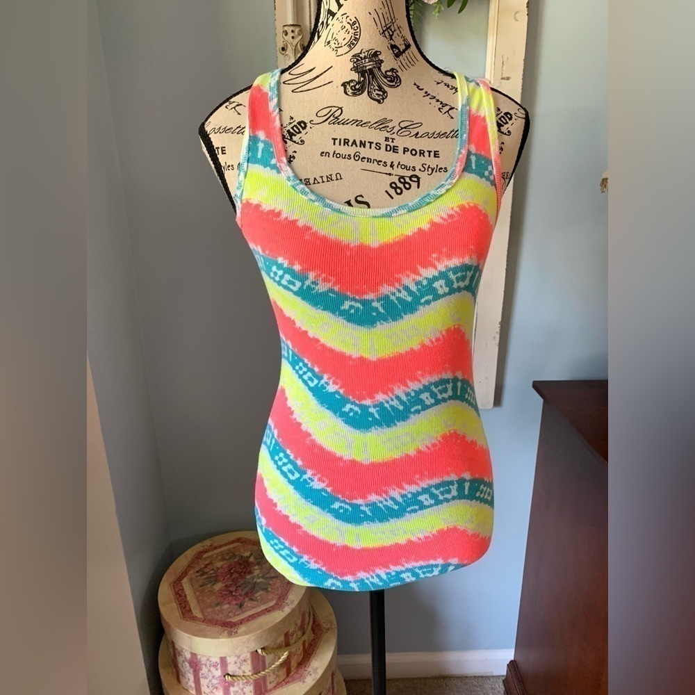 Junior’s No Boundaries Neon Striped Racerback Tank Sz M